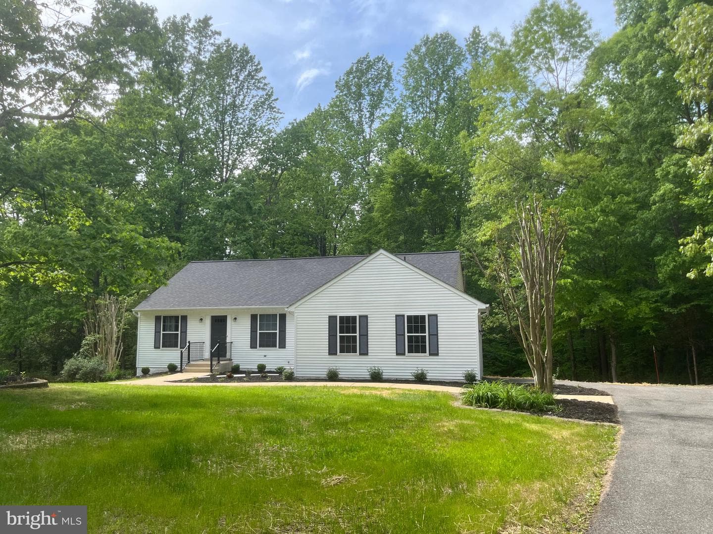 27255 Farmington Court photo 2