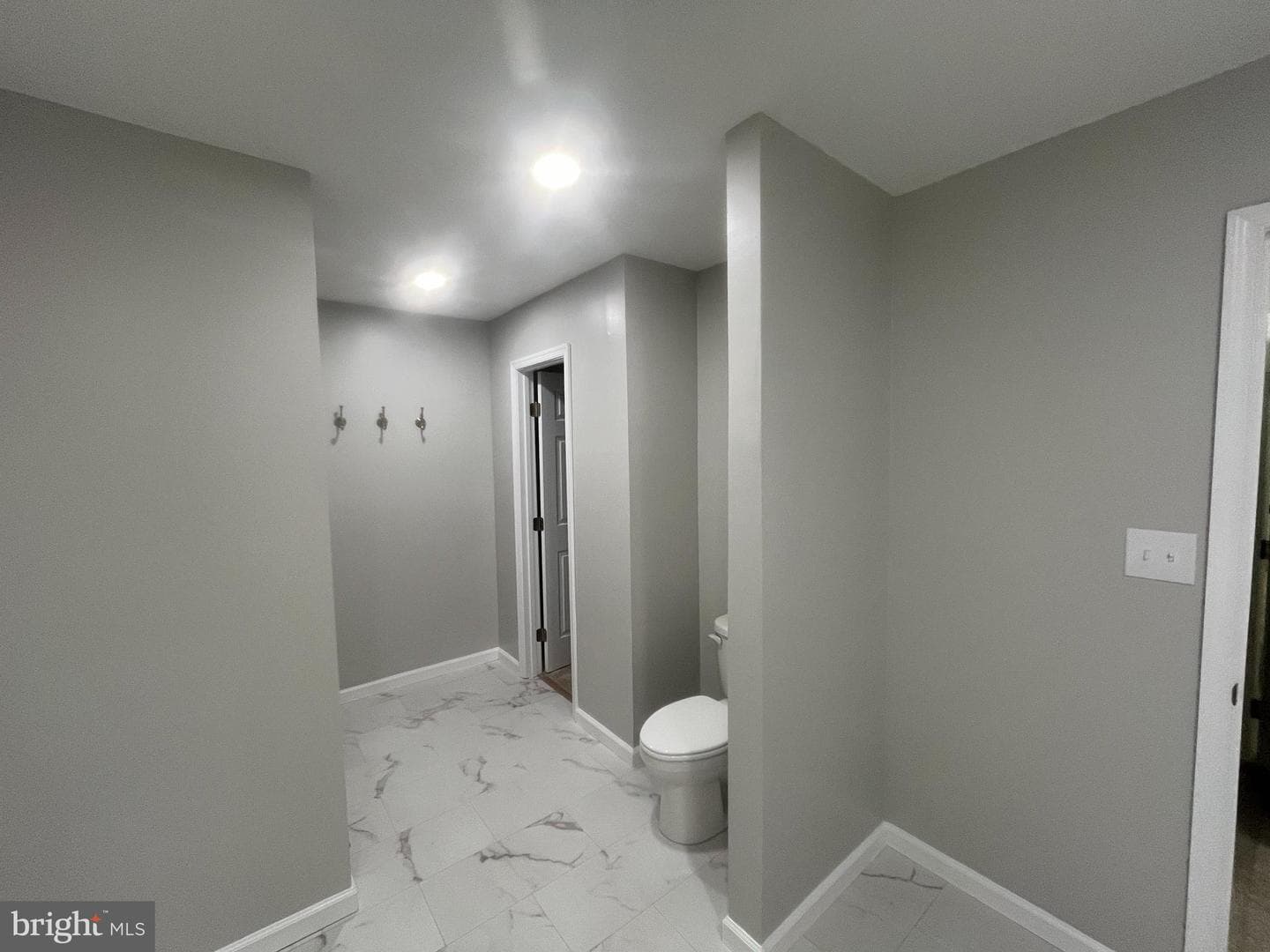 27255 Farmington Court photo 24