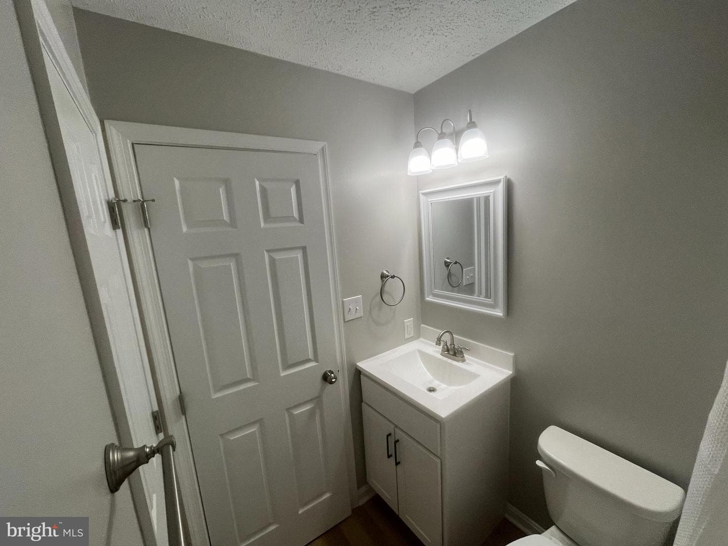 27255 Farmington Court photo 28