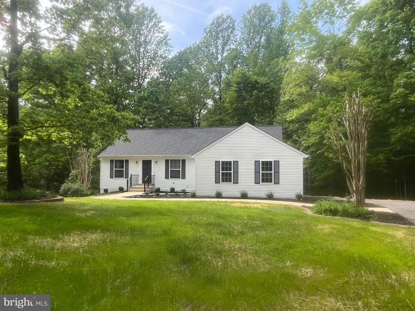 27255 Farmington Court photo 3