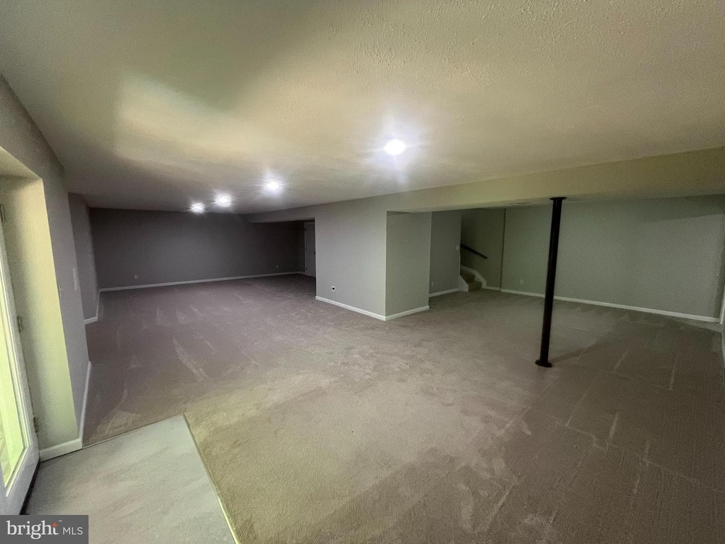 27255 Farmington Court photo 40