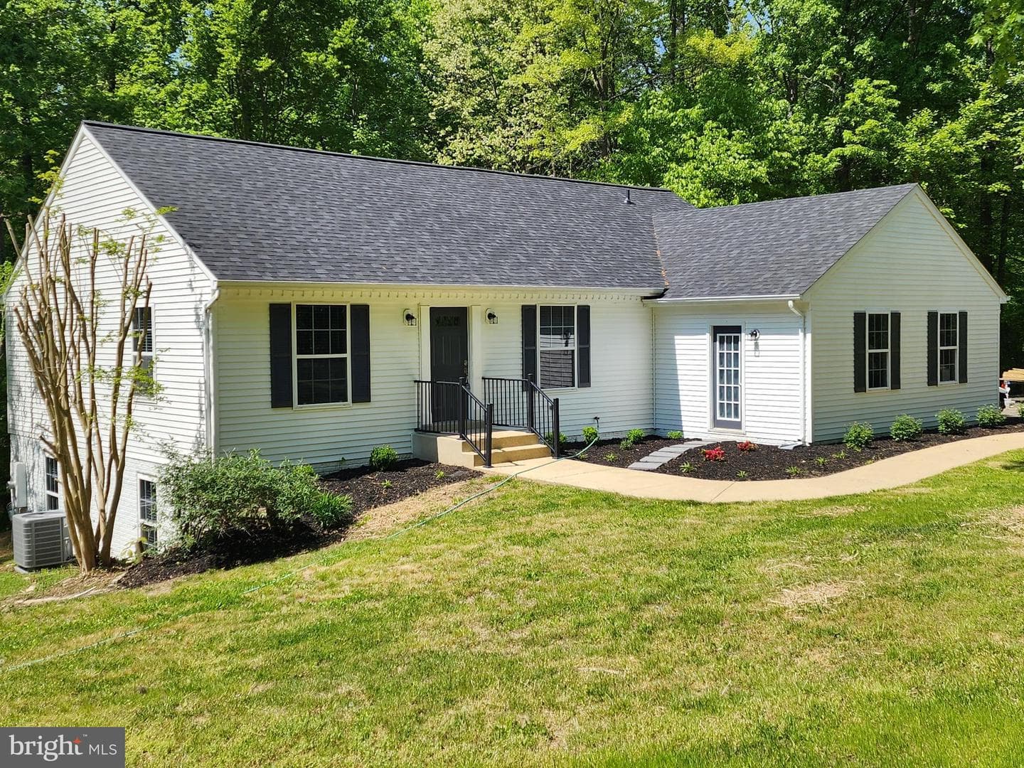 27255 Farmington Court photo 7