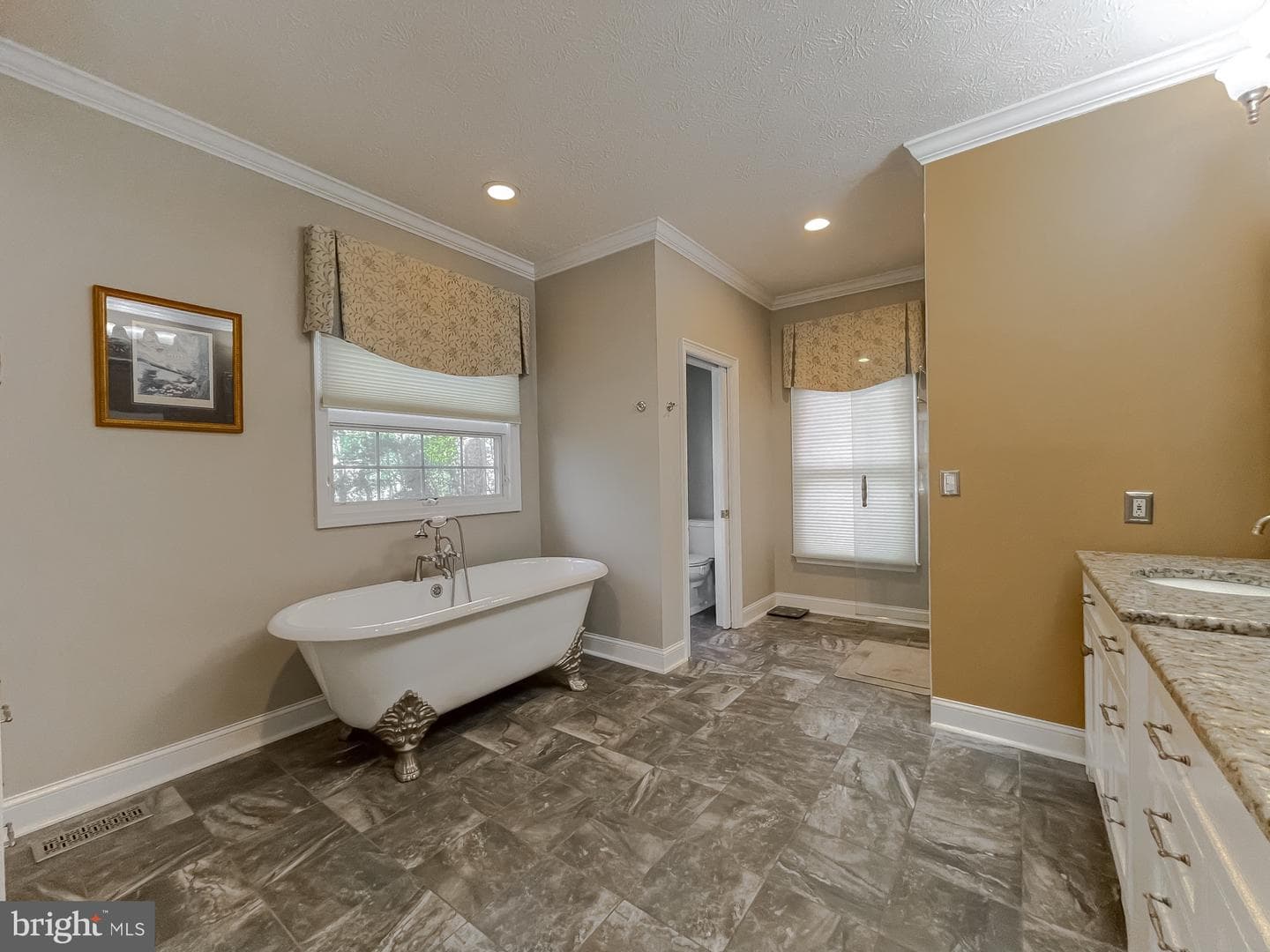 22928 Cattail Lane photo 32