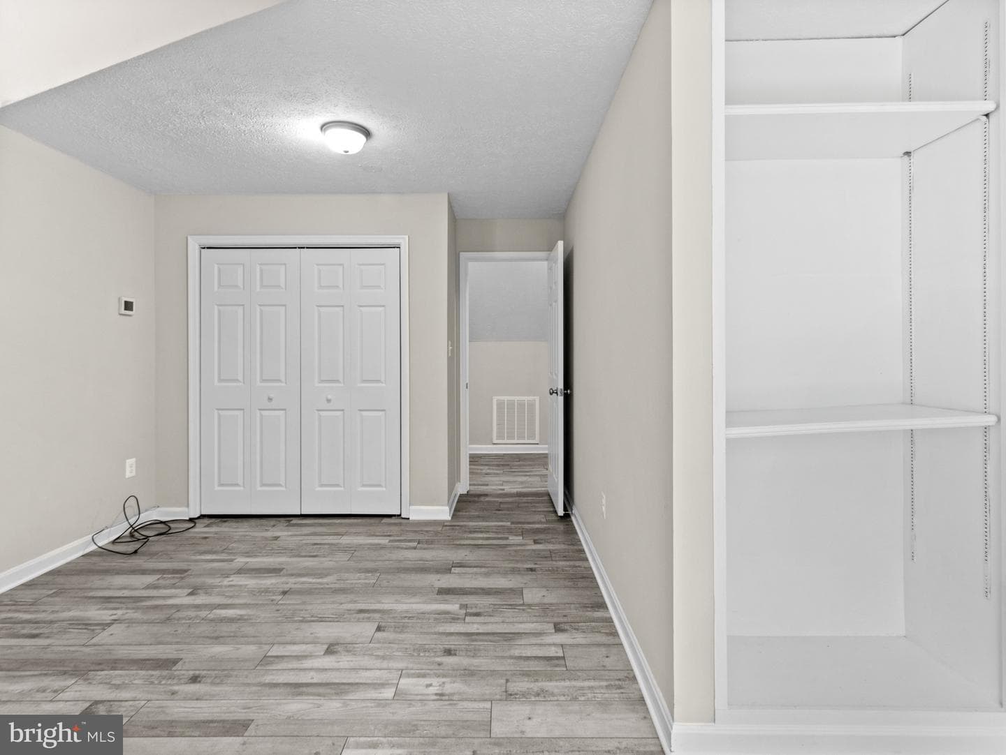 35903 Army Navy Drive photo 8