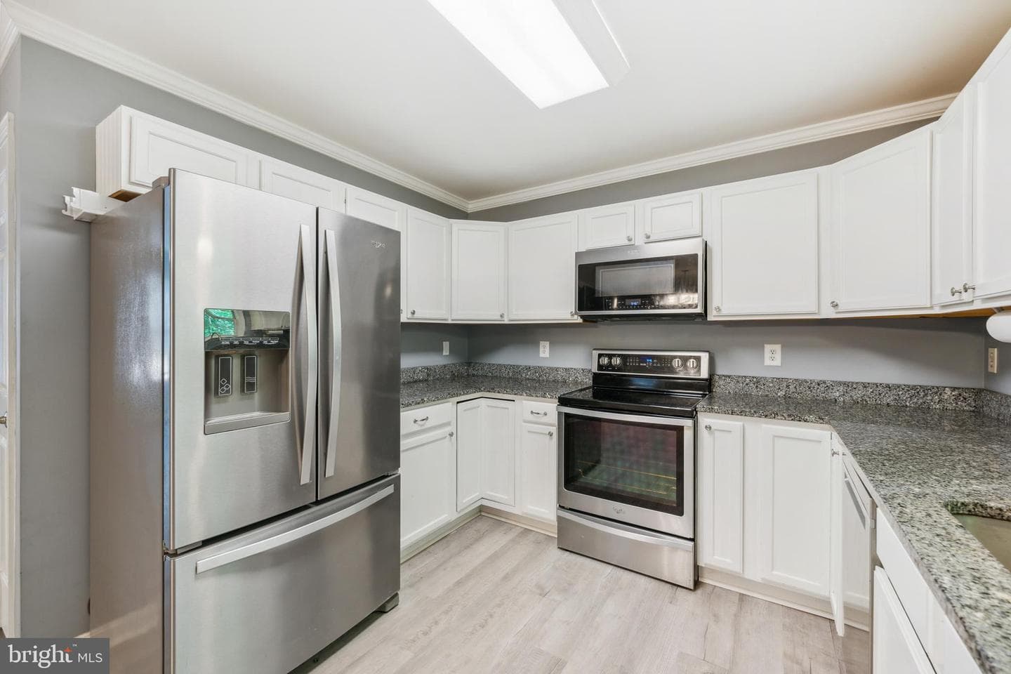 26799 N Sandgates Road photo 7