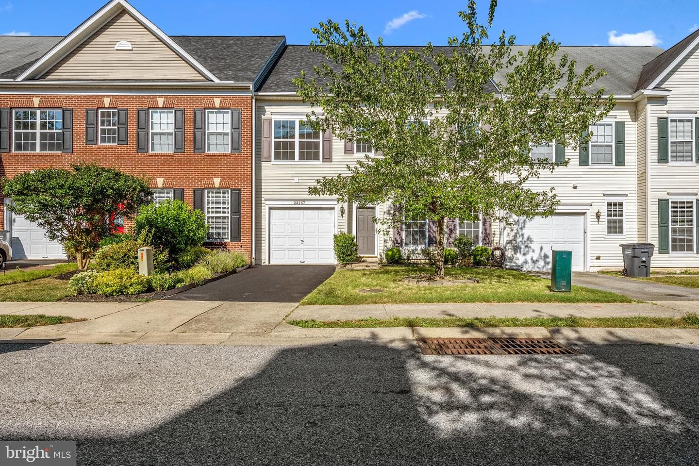 23467 Dahlia Circle photo 2