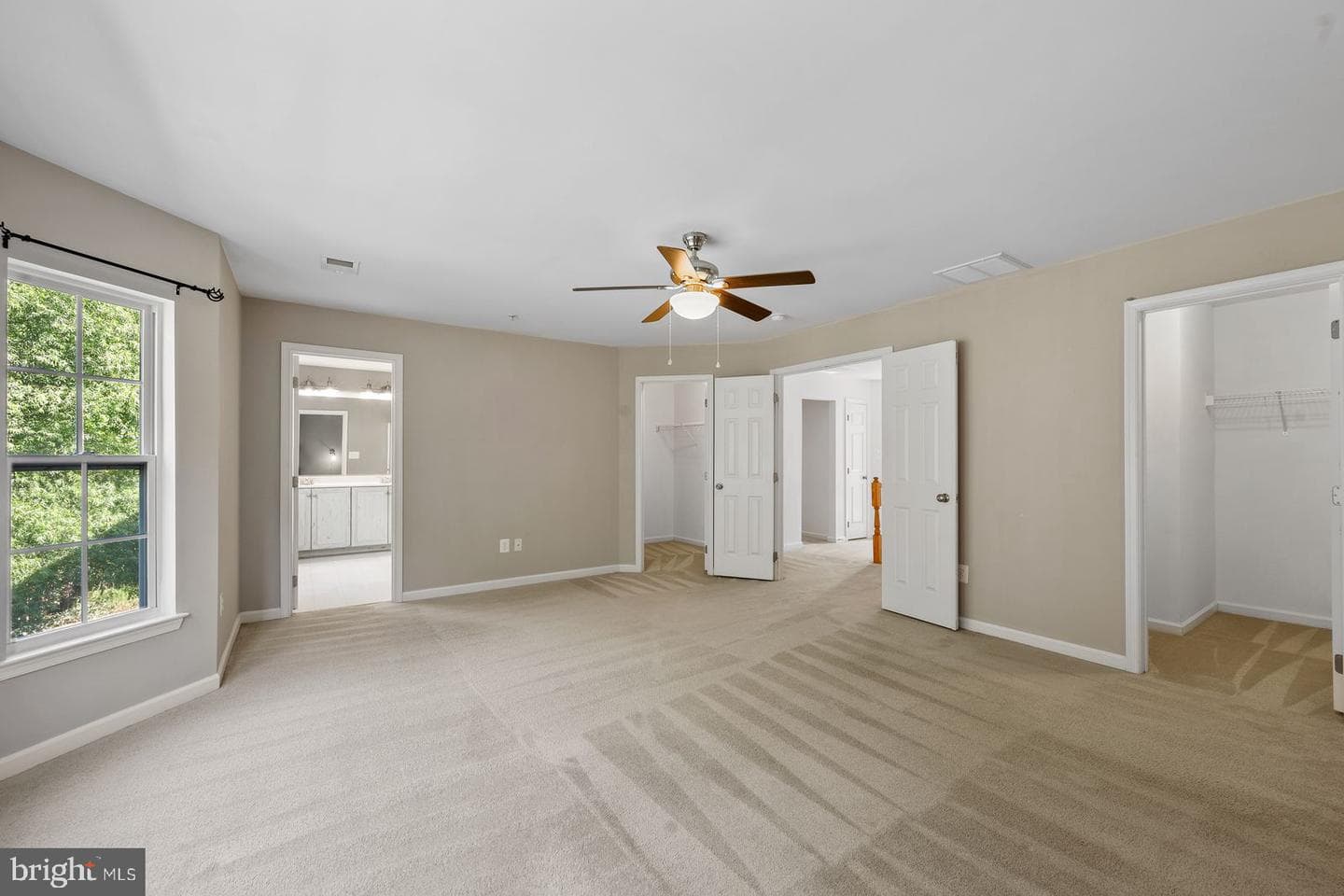 23467 Dahlia Circle photo 5