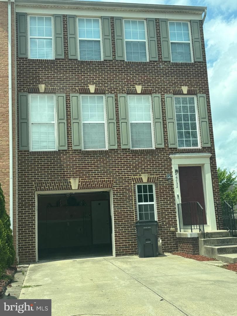 46032 Gooseneck Drive photo 2
