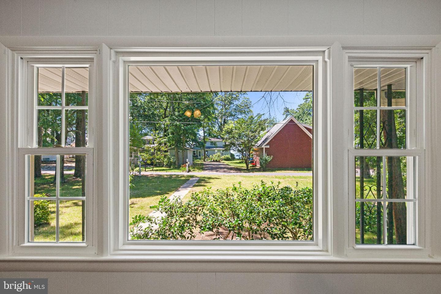 18352 River Road photo 23