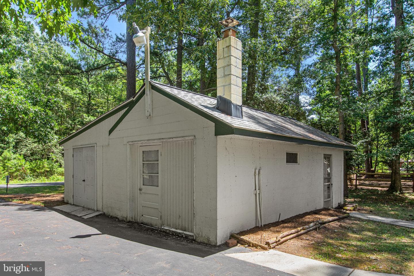 18352 River Road photo 27
