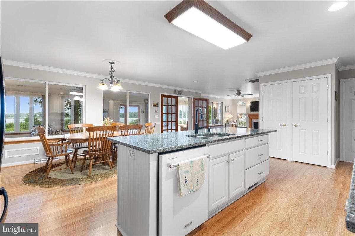 40305 Beach Drive photo 10
