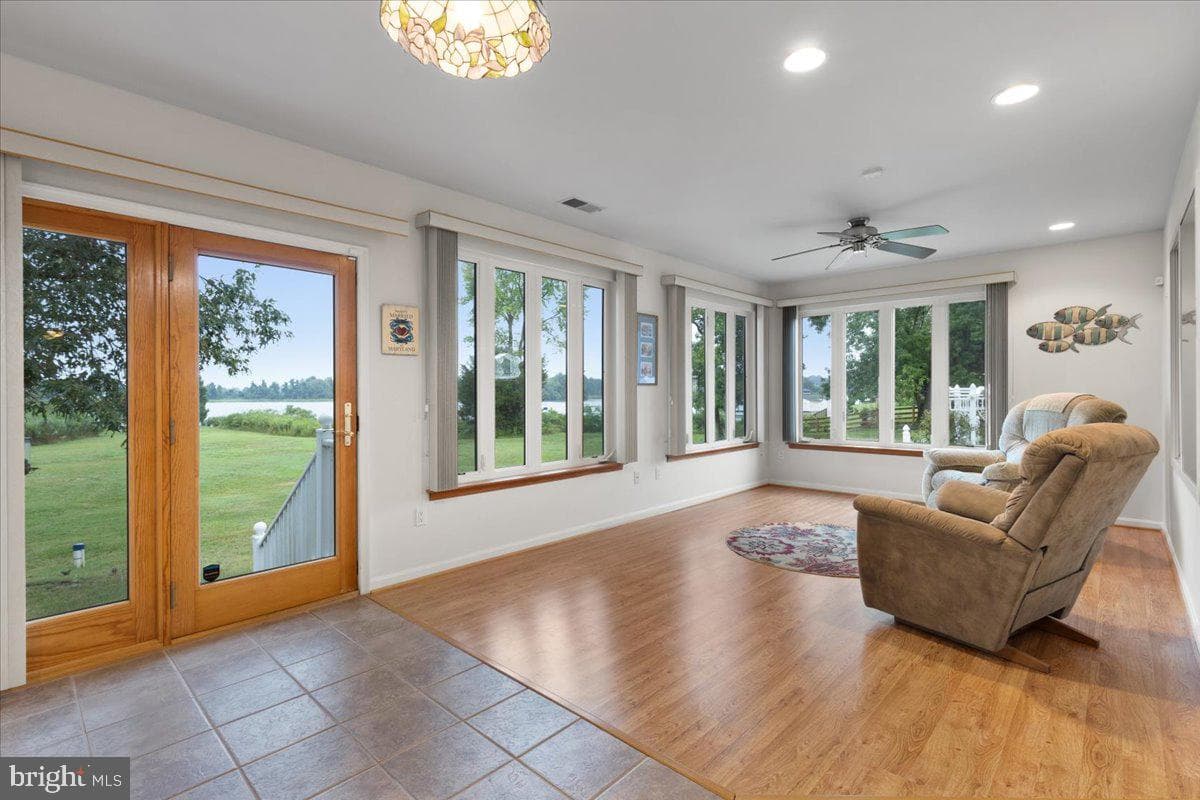 40305 Beach Drive photo 14