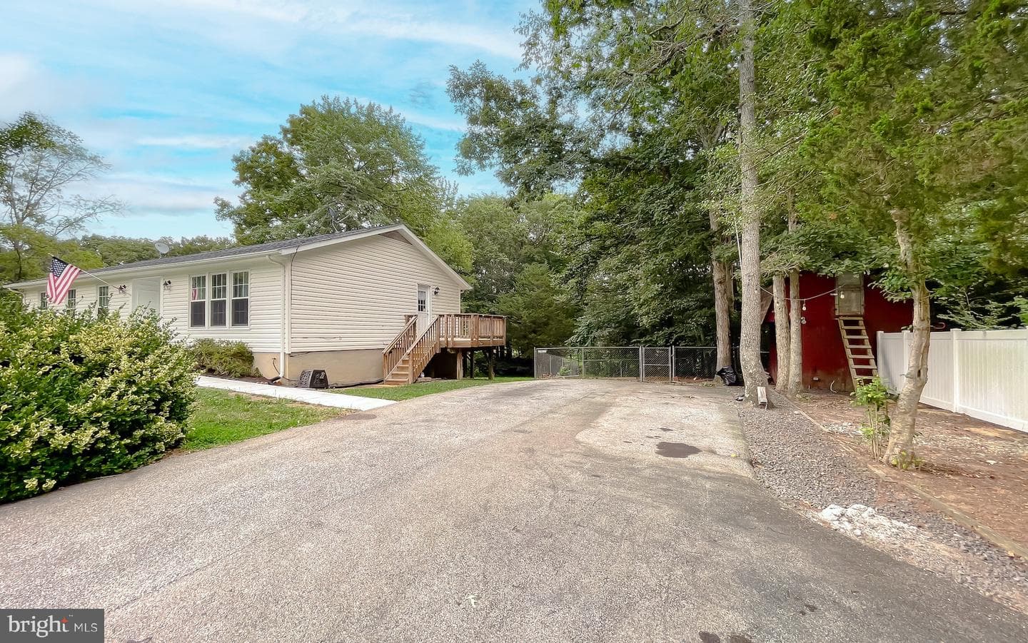 37007 Tanyard Drive photo 57