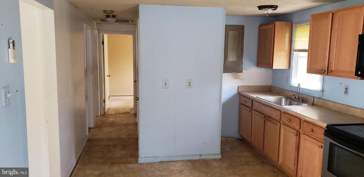 29848 Lee Road photo 16
