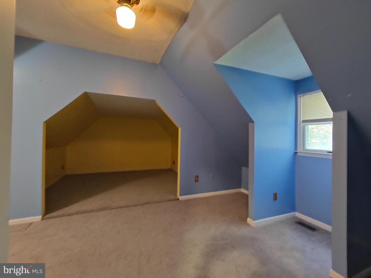 36685 W Lakeland Drive photo 12