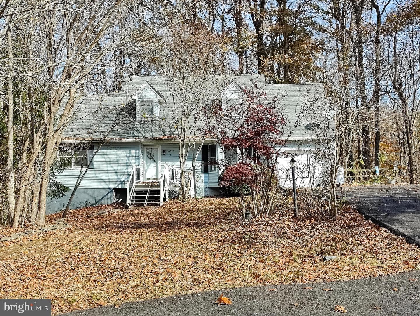36685 W Lakeland Drive photo 3