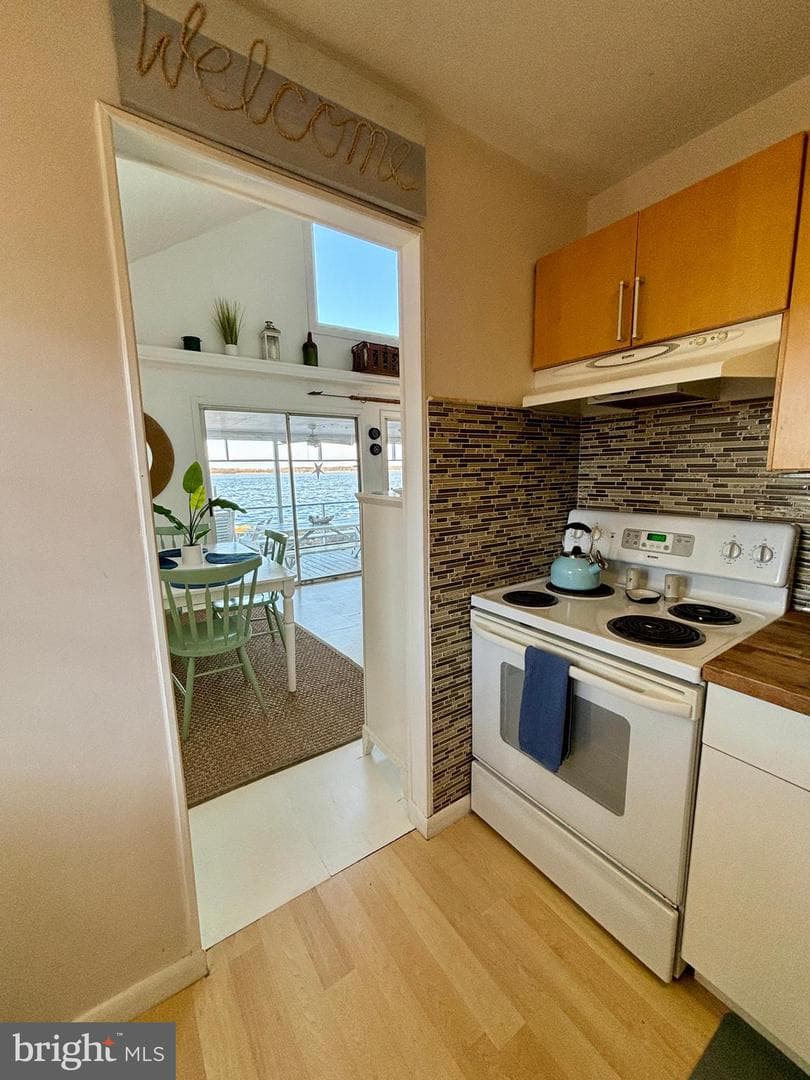 40222 Breton Beach Road photo 25