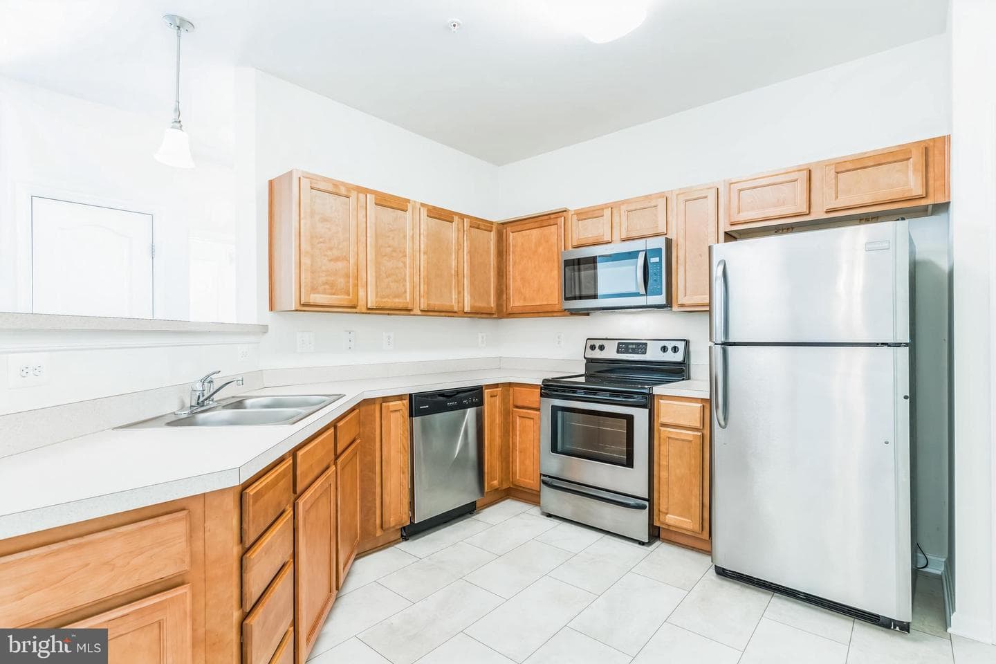 23510 F D R Boulevard #106 photo 12