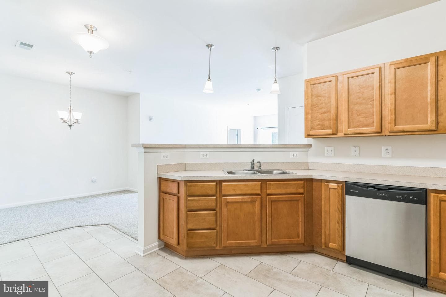 23510 F D R Boulevard #106 photo 14