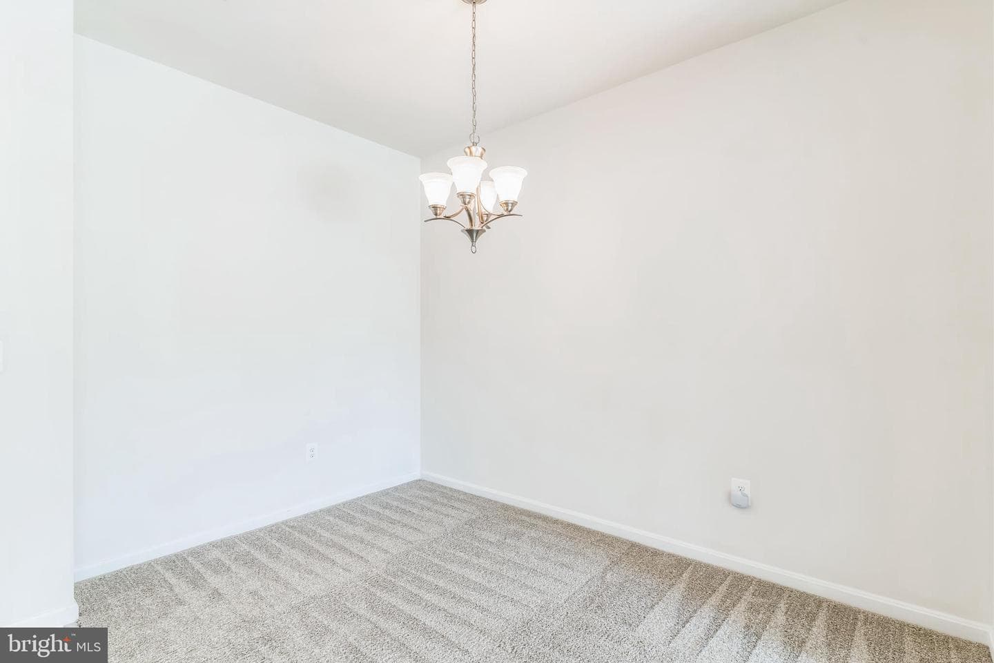 23510 F D R Boulevard #106 photo 16