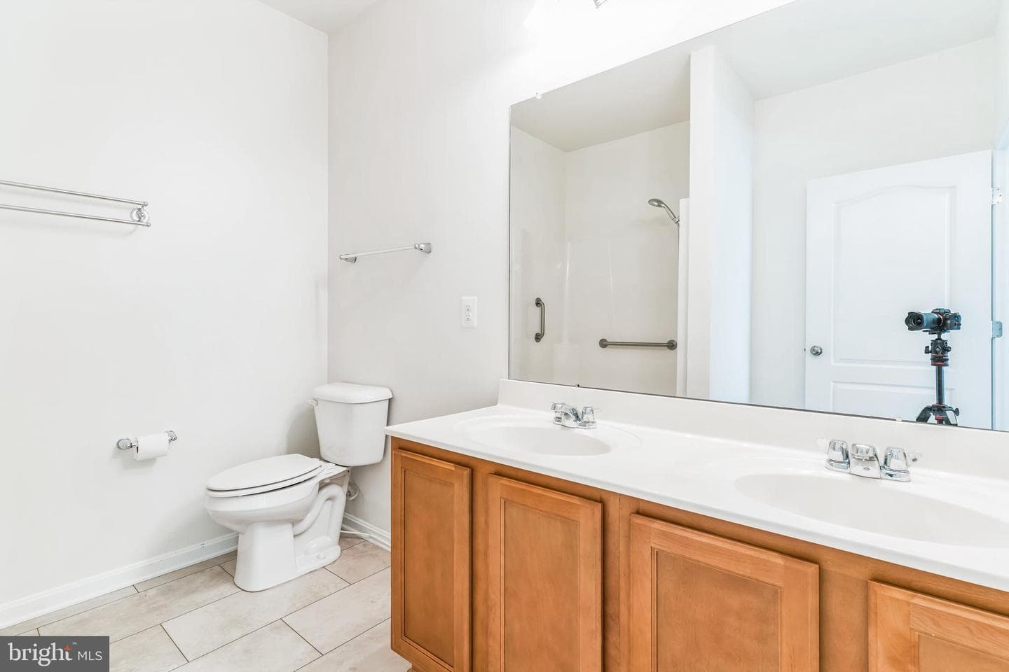 23510 F D R Boulevard #106 photo 33