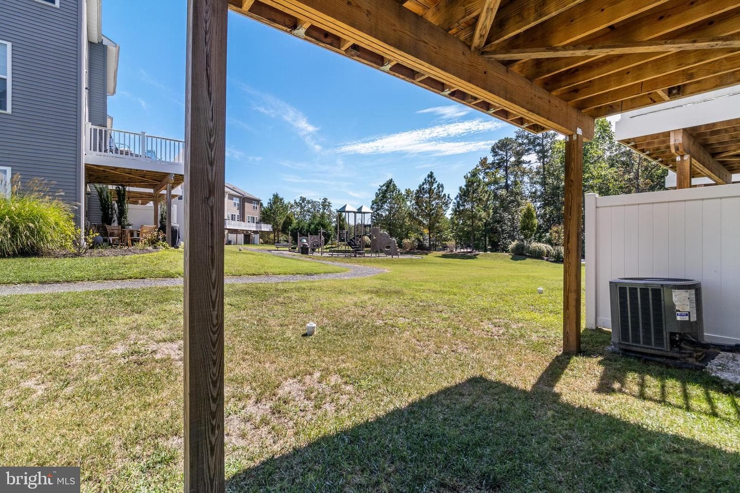23096 Vanda Way photo 33