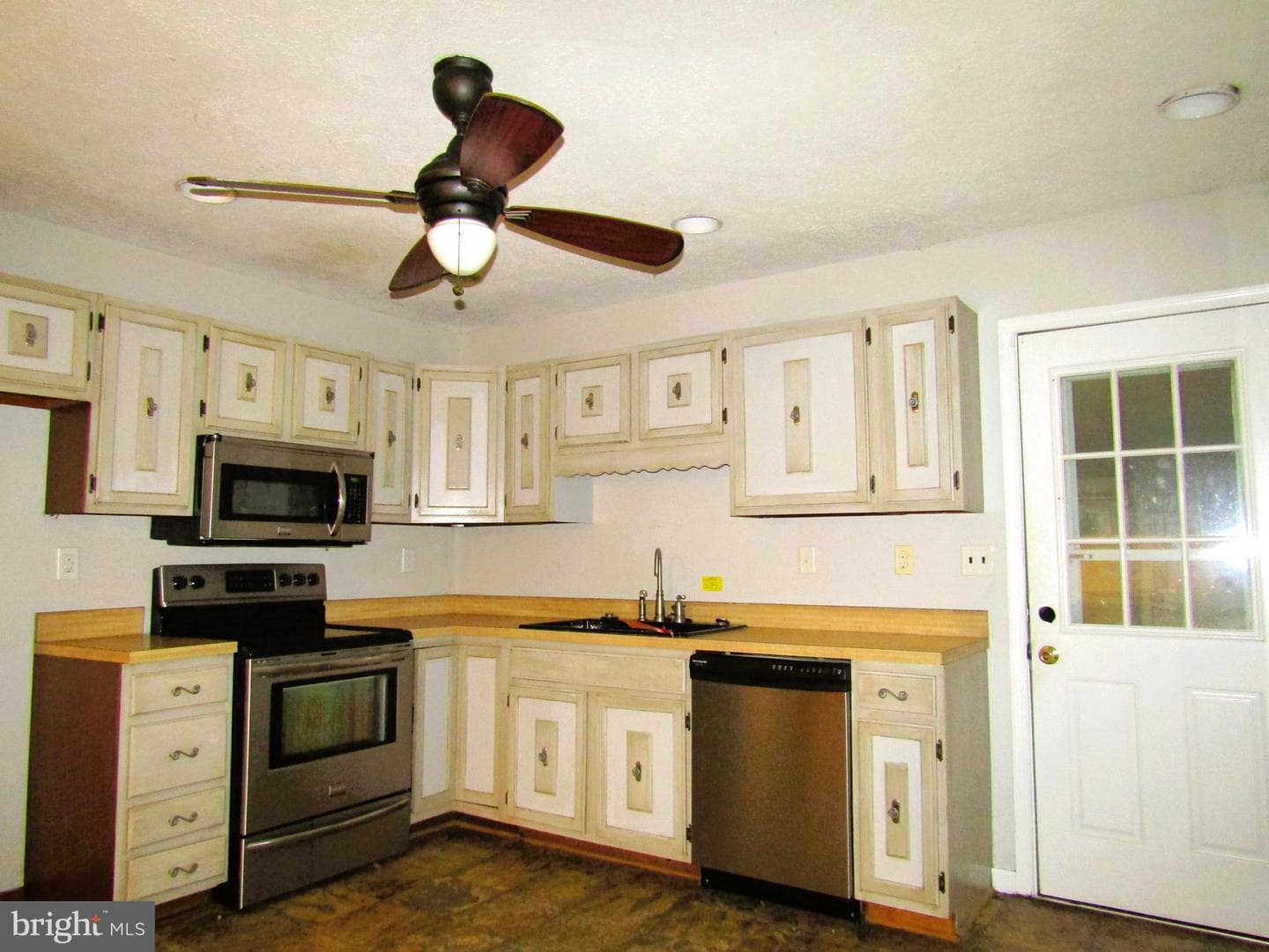 37890 Indian Creek Drive photo 6