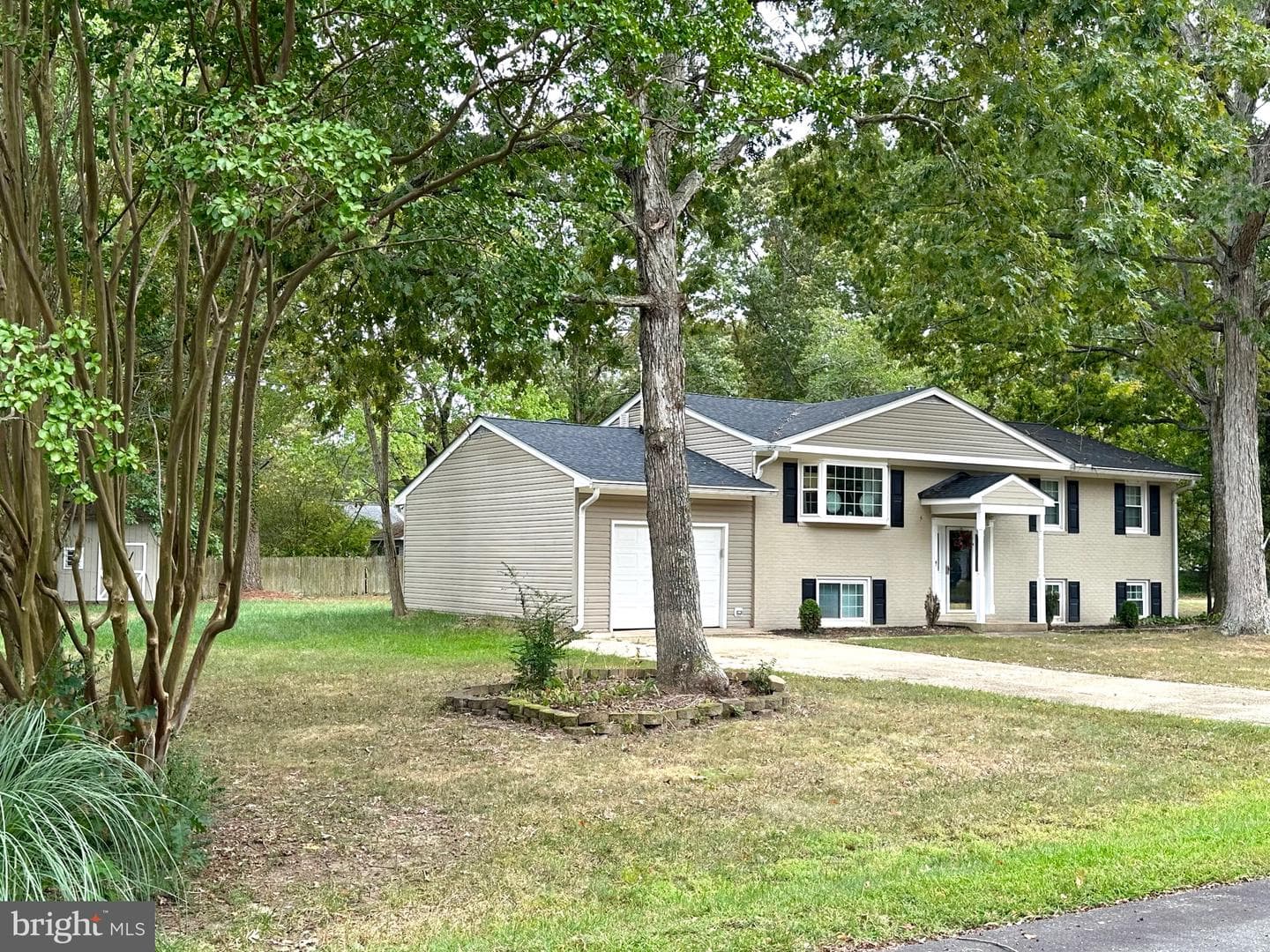 45867 Broun Terrace photo 1