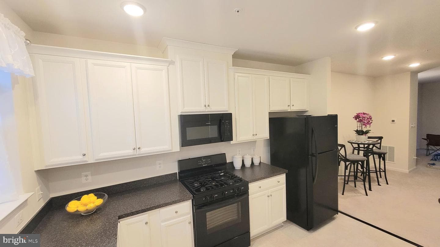43629 Winterberry Way photo 7