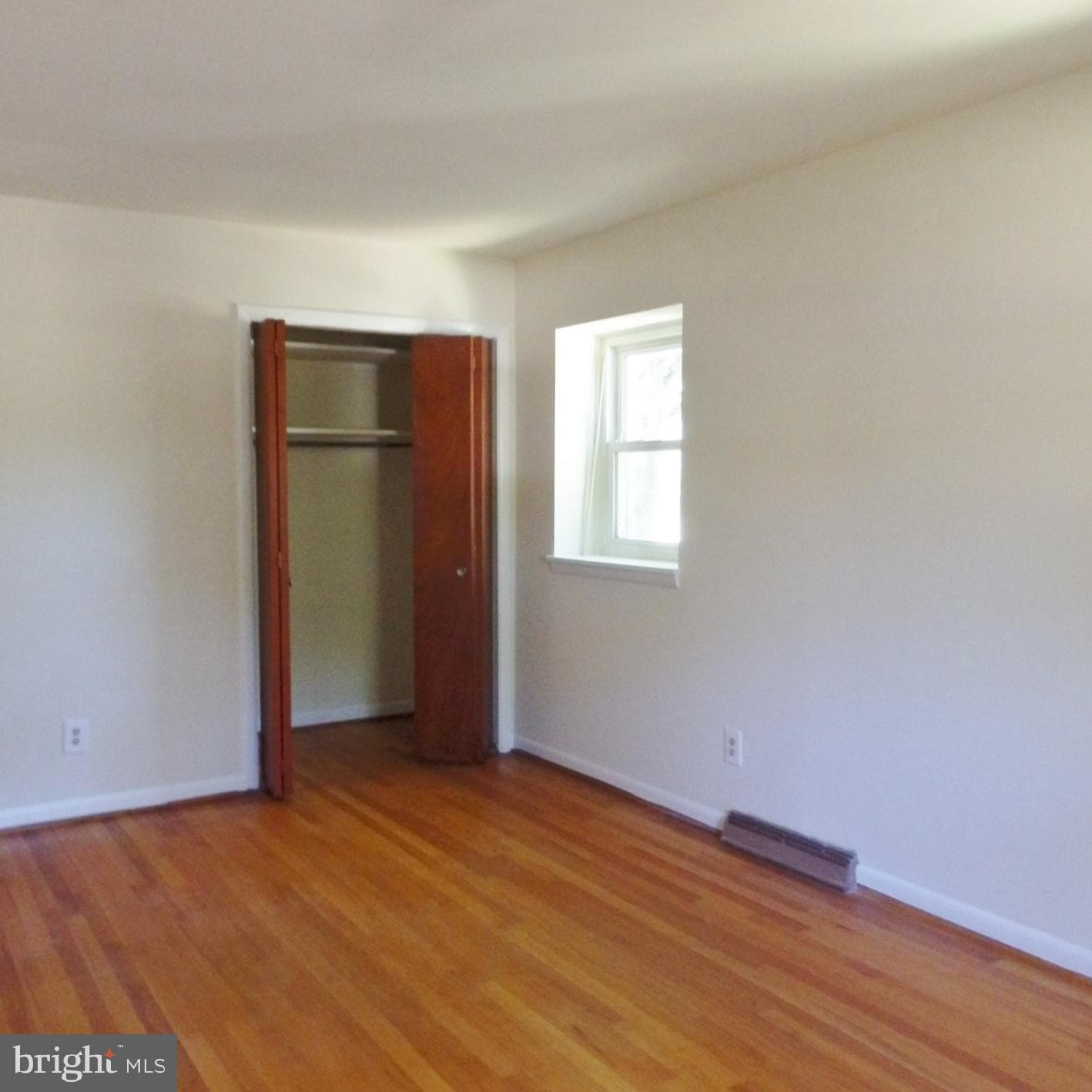 45761 Military Lane photo 21