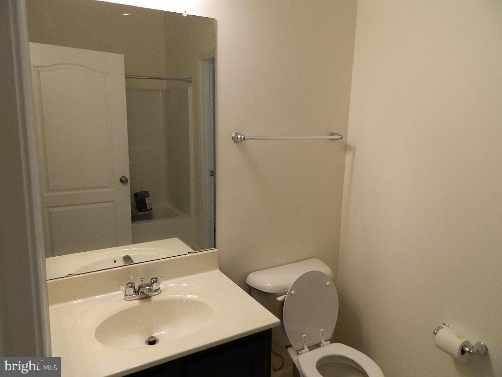 23530 F D R Boulevard #104 photo 10