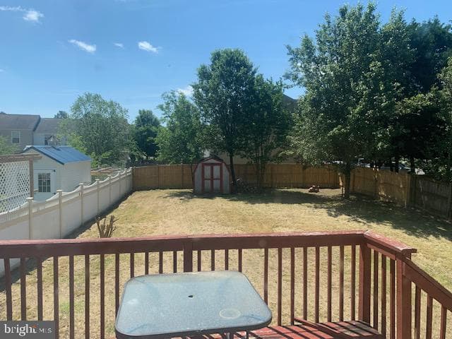 46047 Warwick Drive photo 2