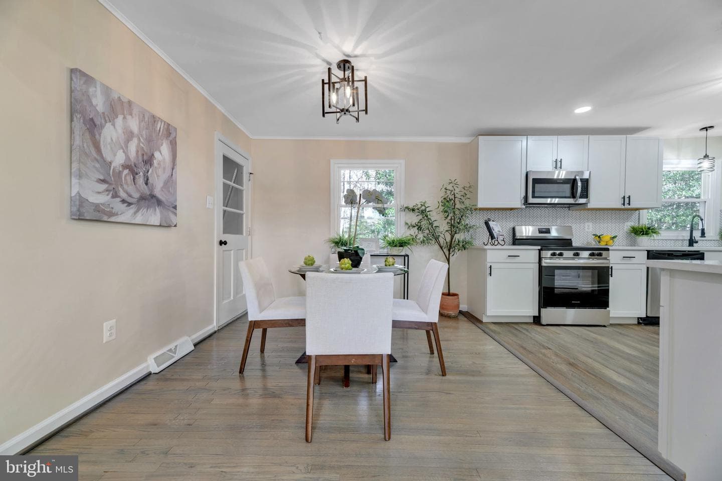 22580 Joan Drive photo 10
