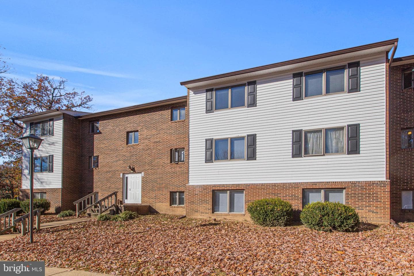 22020 Gloucester Court #a-2 photo 2