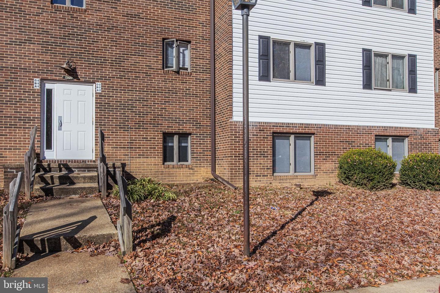 22020 Gloucester Court #a-2 photo 4