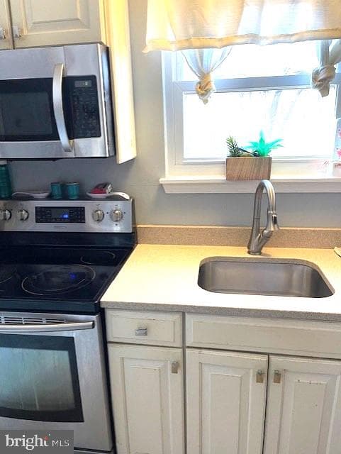 25137 Gallant Fox Drive photo 4