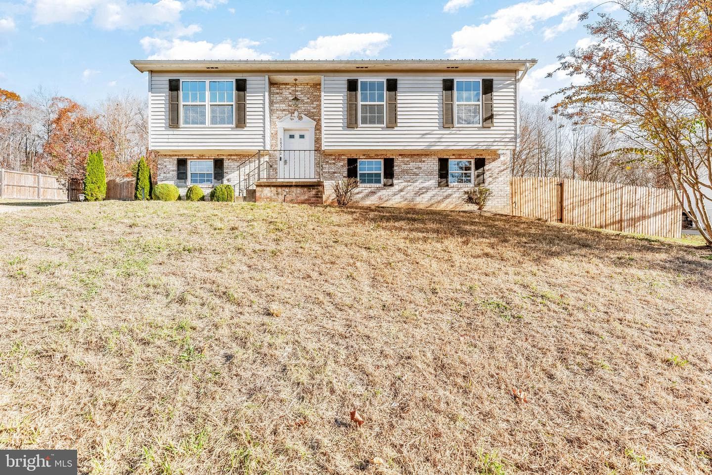 38532 Arlington Drive photo 3