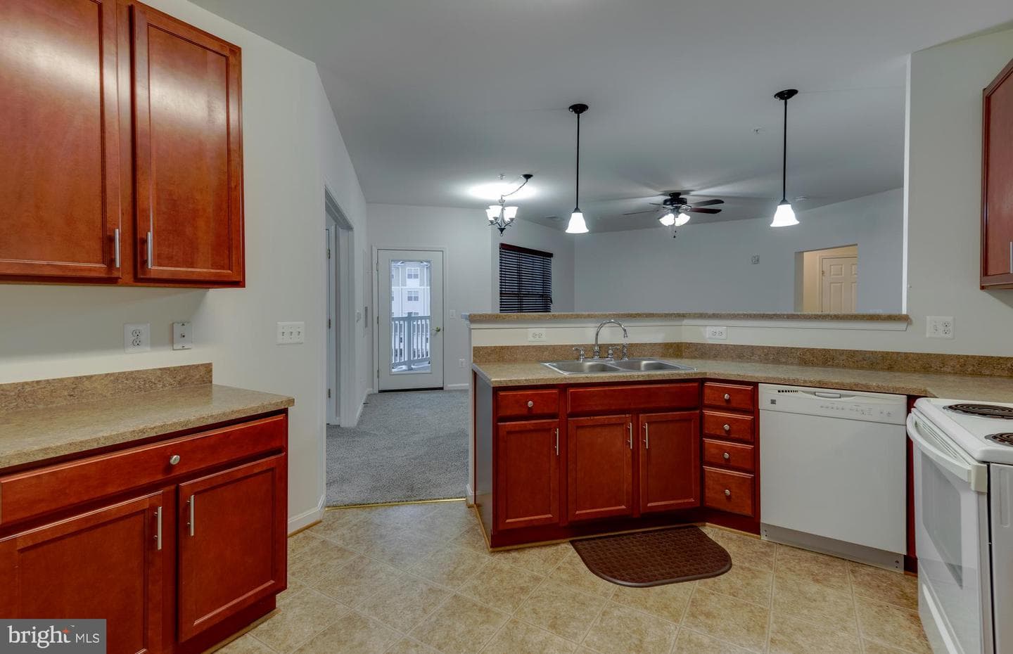 23520 F D R Boulevard #302 photo 10