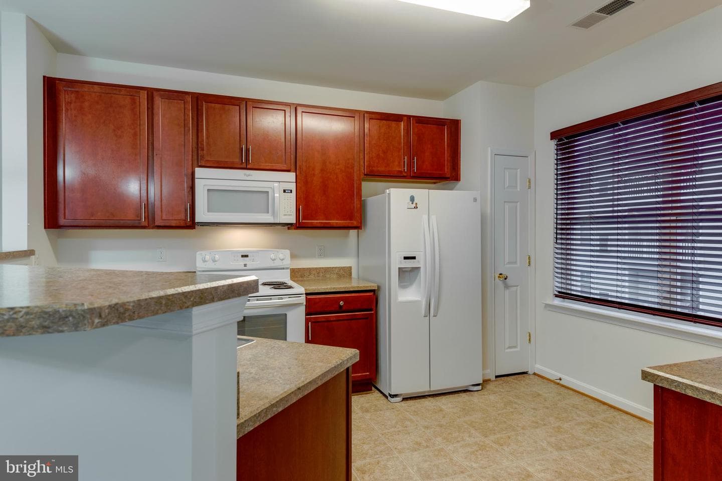 23520 F D R Boulevard #302 photo 7
