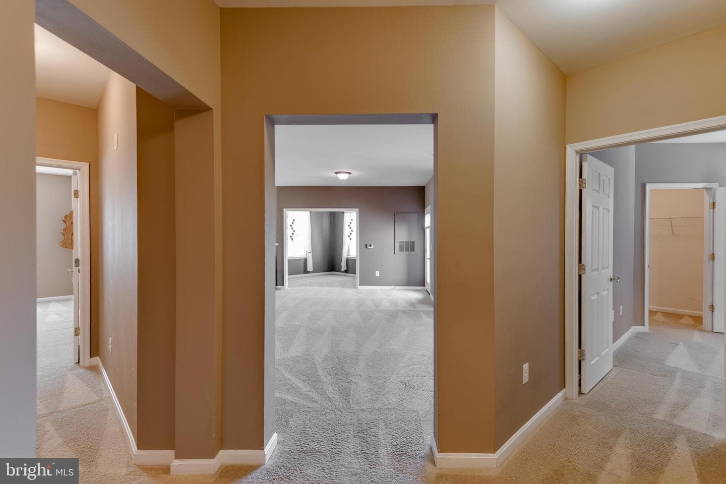 23580 F D R Boulevard #302 photo 3