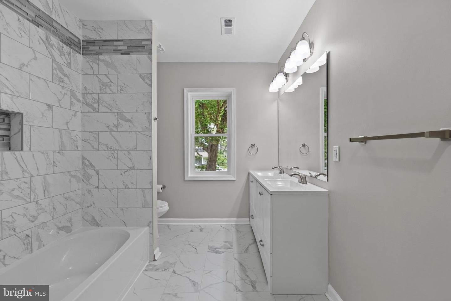 27184 Cleveland Street photo 24