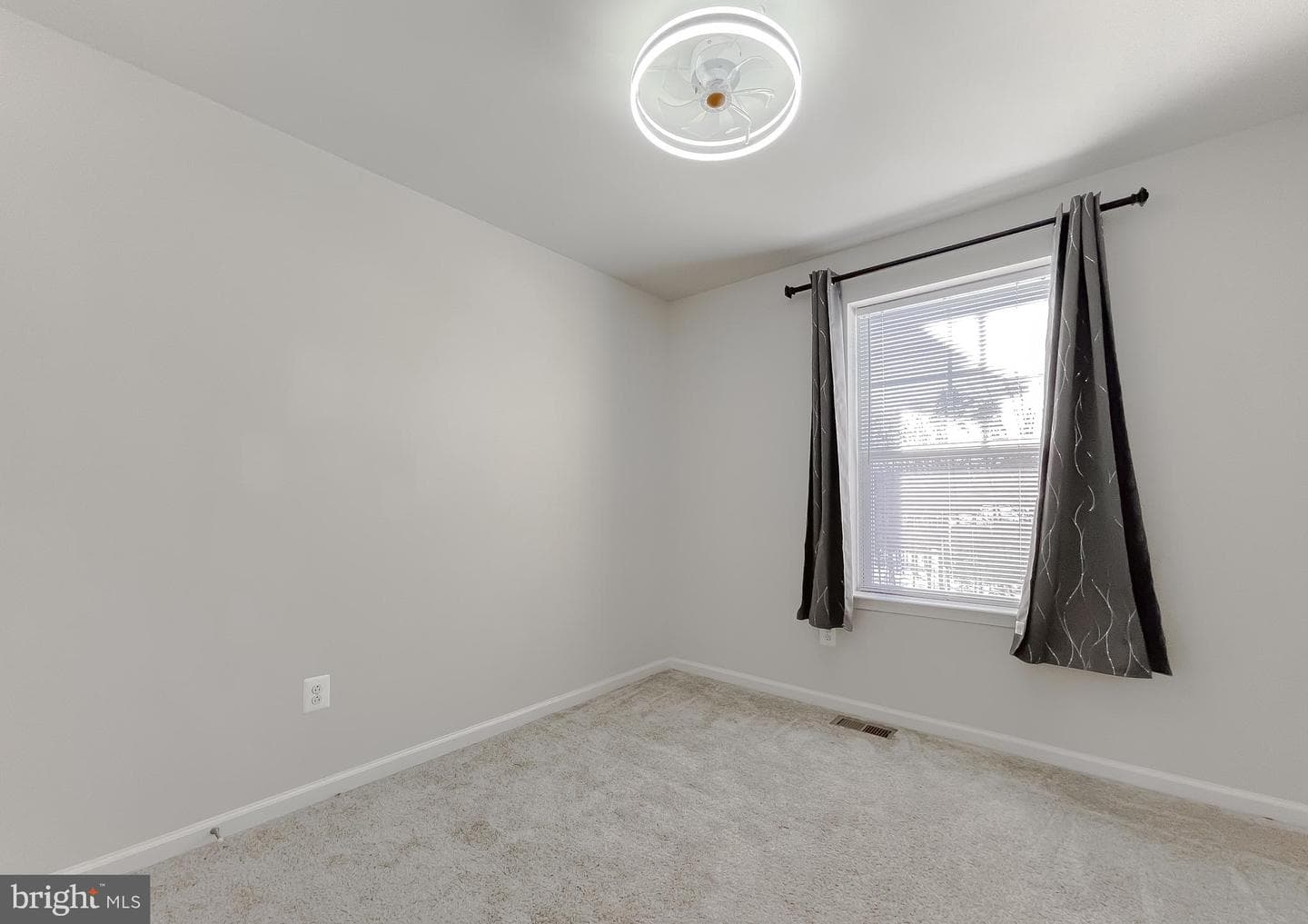 23336 Sugar Pine Ln photo 30