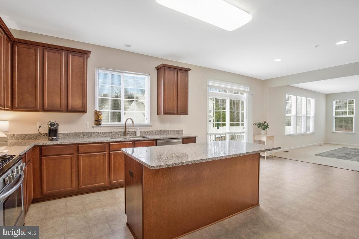 43680 Yulan Street photo 13