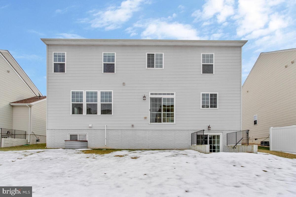 43680 Yulan Street photo 32