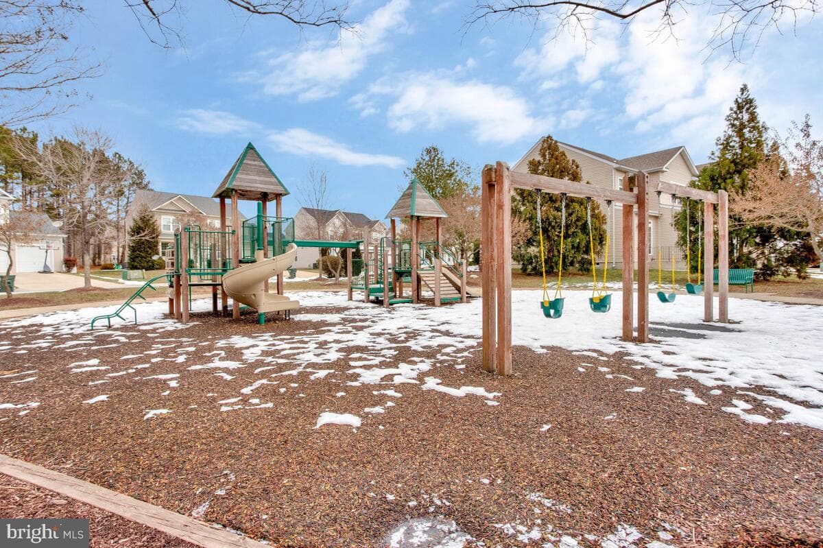 43680 Yulan Street photo 41