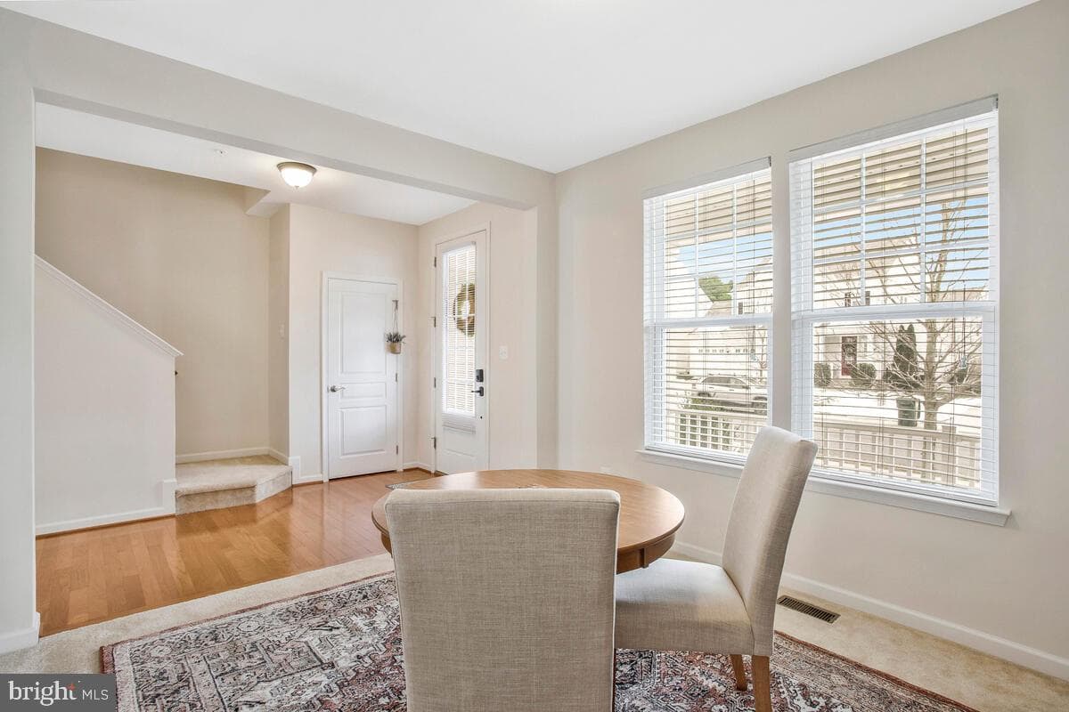 43680 Yulan Street photo 5