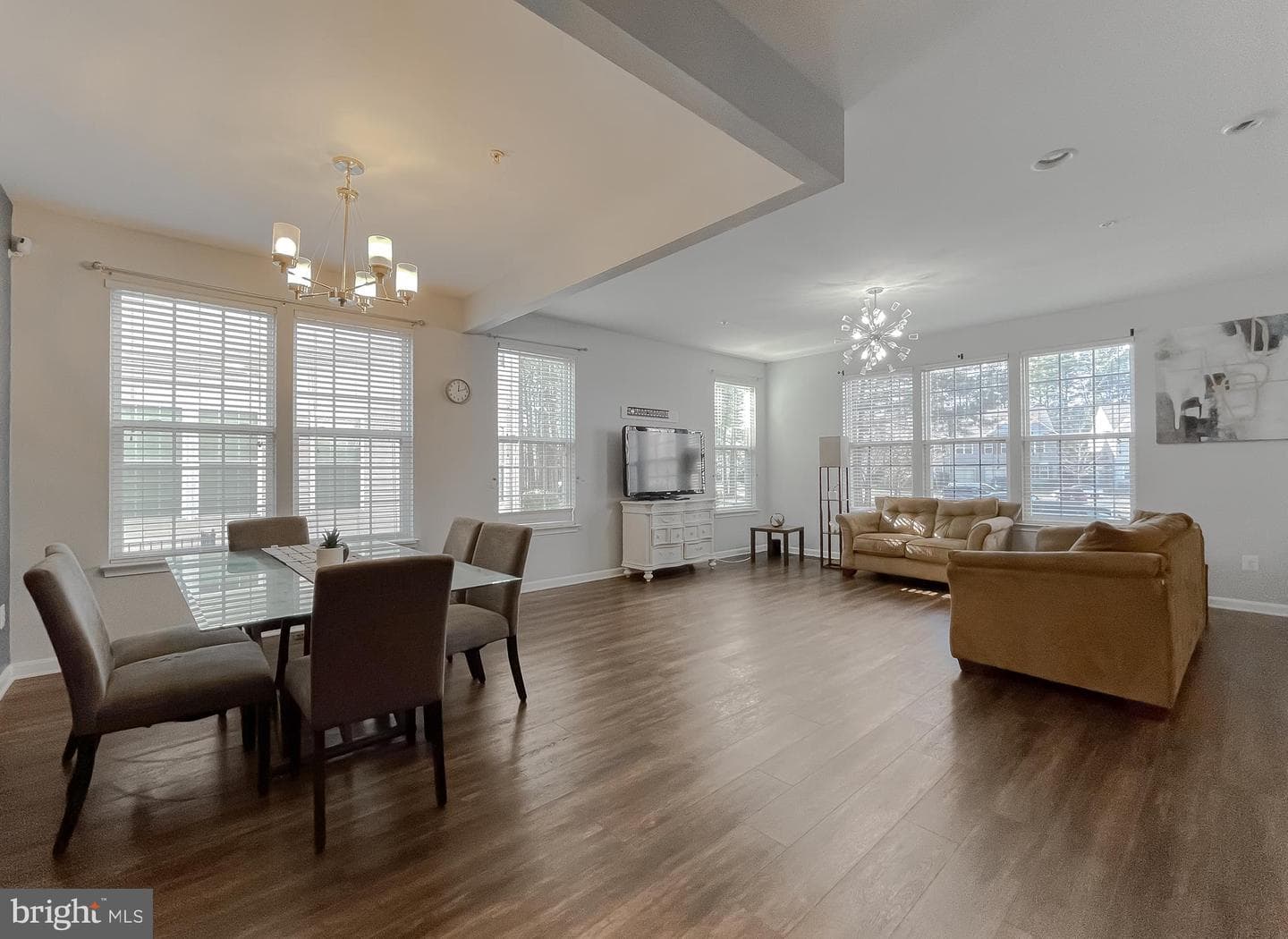 23117 Jasmine Way photo 7