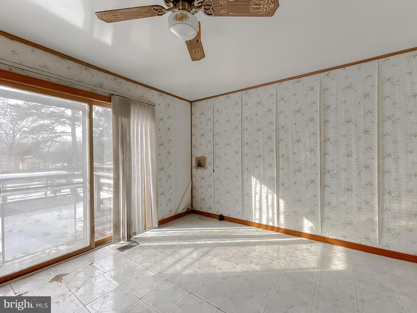 27136 Dogwood Lane photo 10