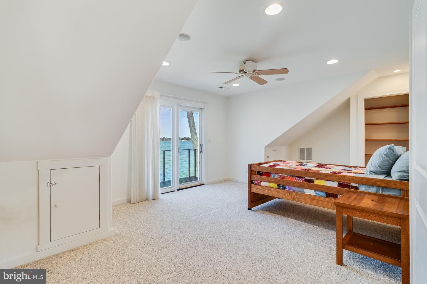 20495 Waterloo Lane photo 47