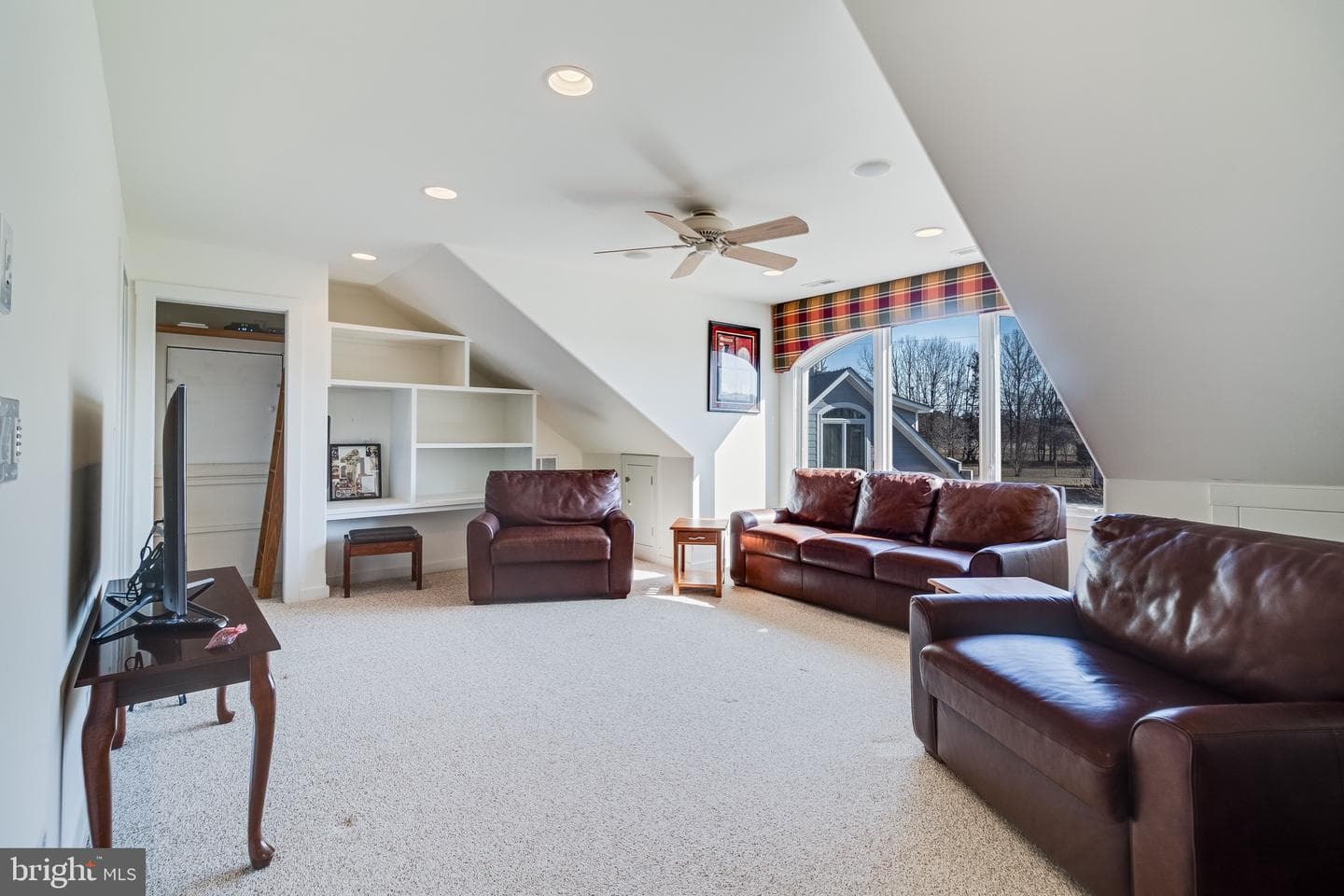 20495 Waterloo Lane photo 53